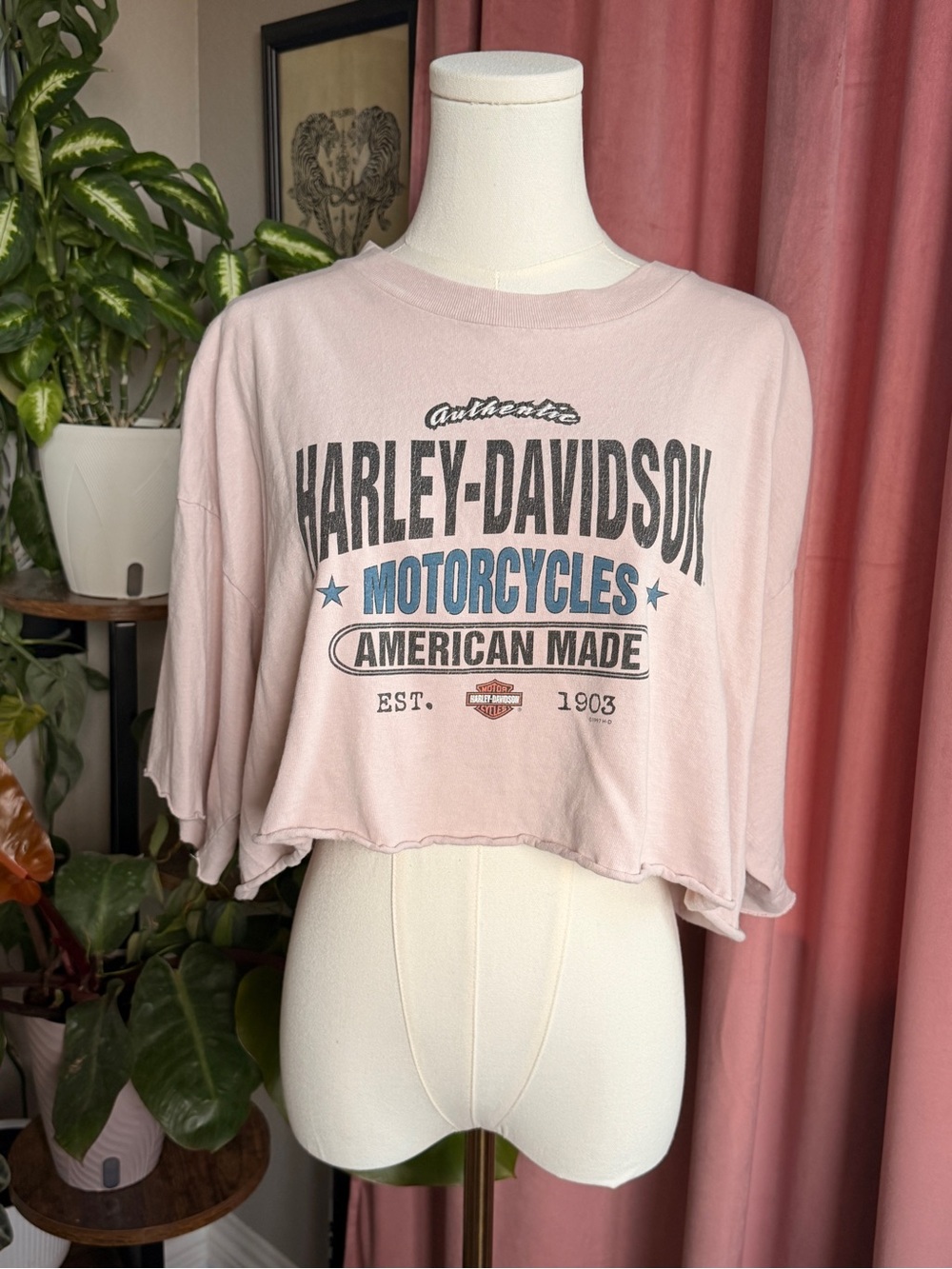 Vintage 1997 Harley-Davidson Light Pink Cropped Graphic Tee